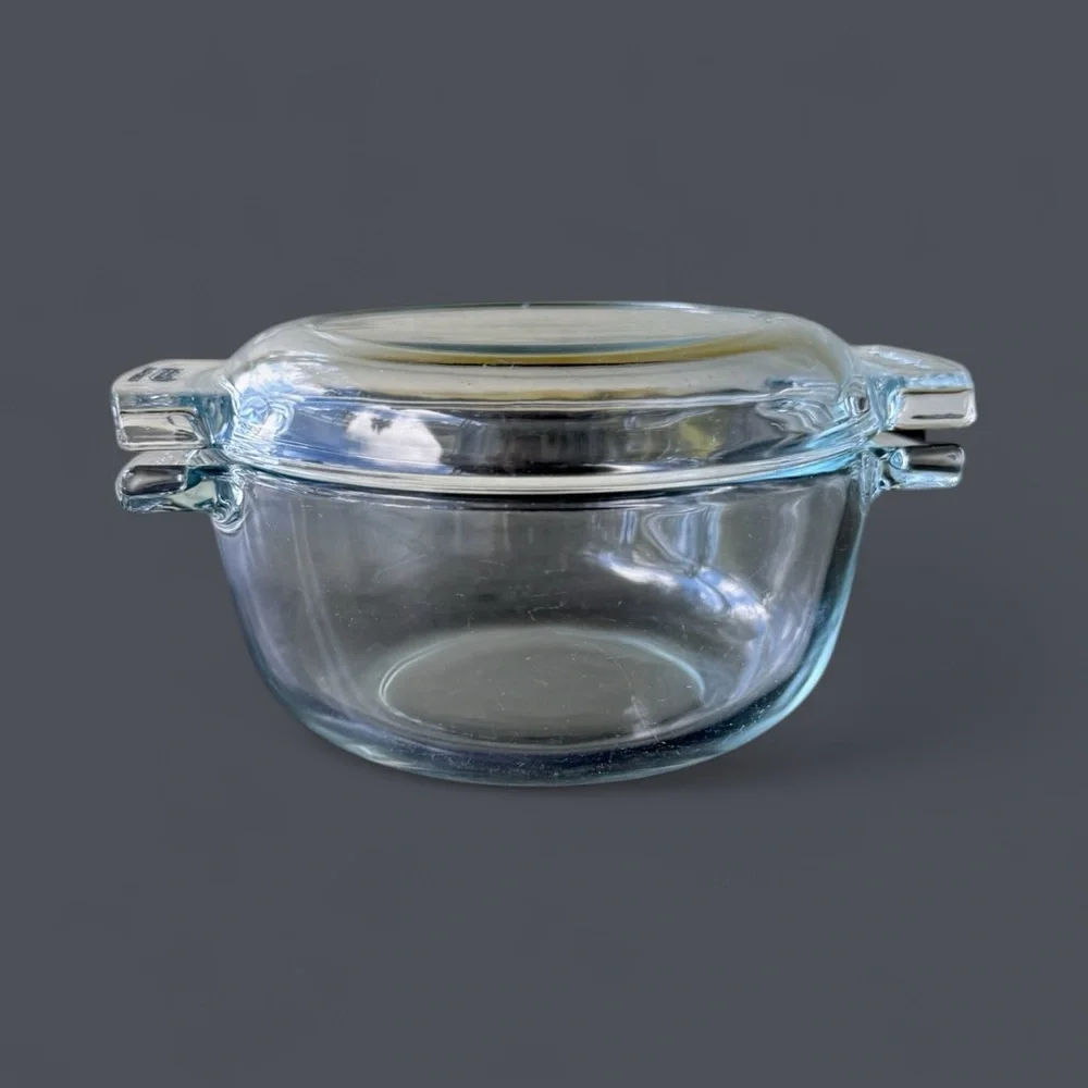 Pyrex discover charm